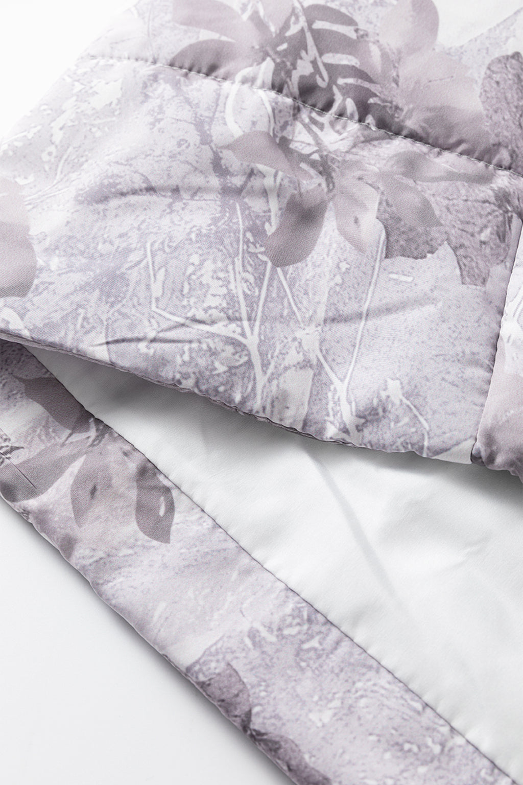 Brown Camo Leaf Print Winter Puffer Vest