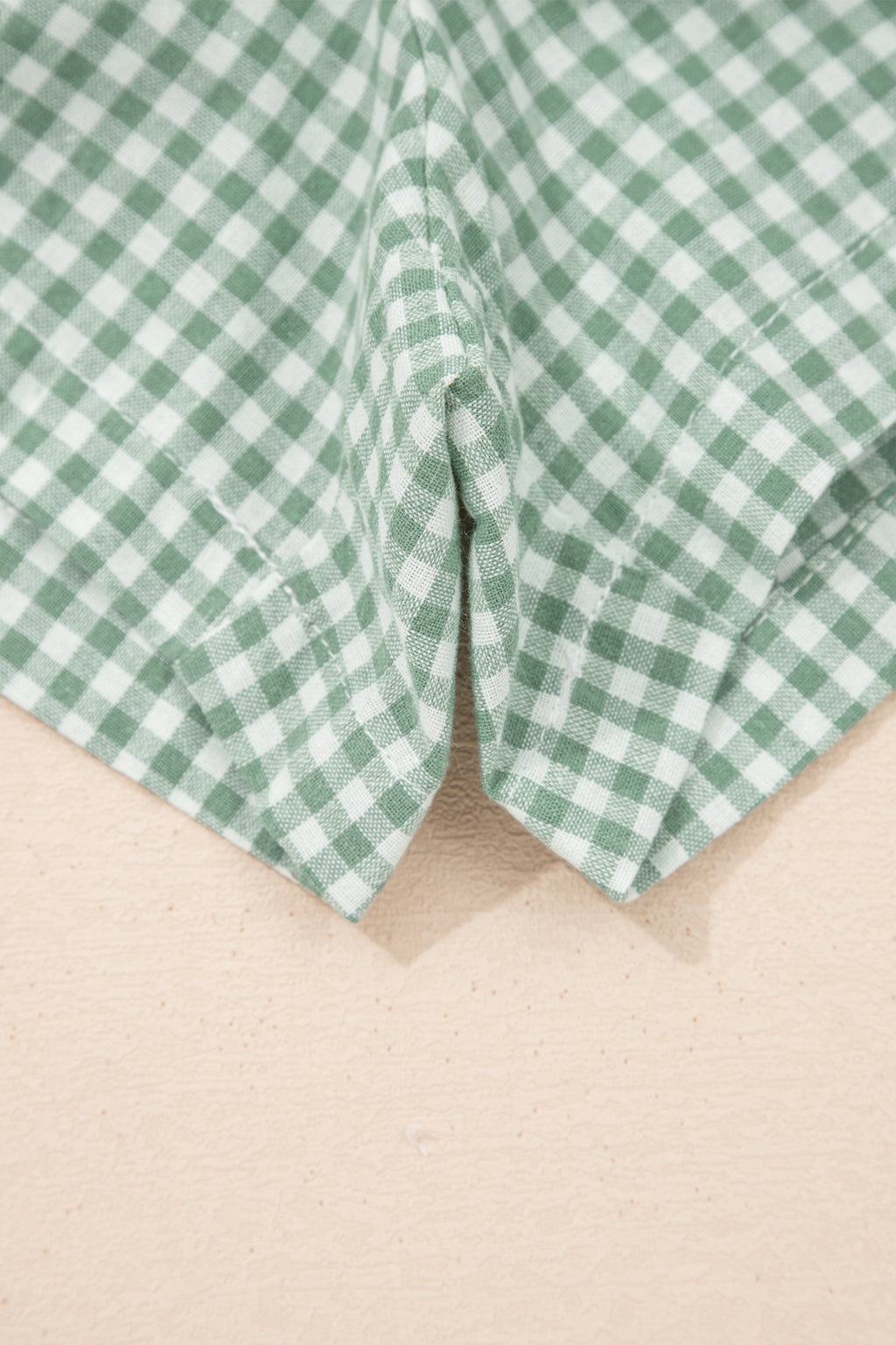 Green Contrast Trim Plaid Print Plus Size Shorts