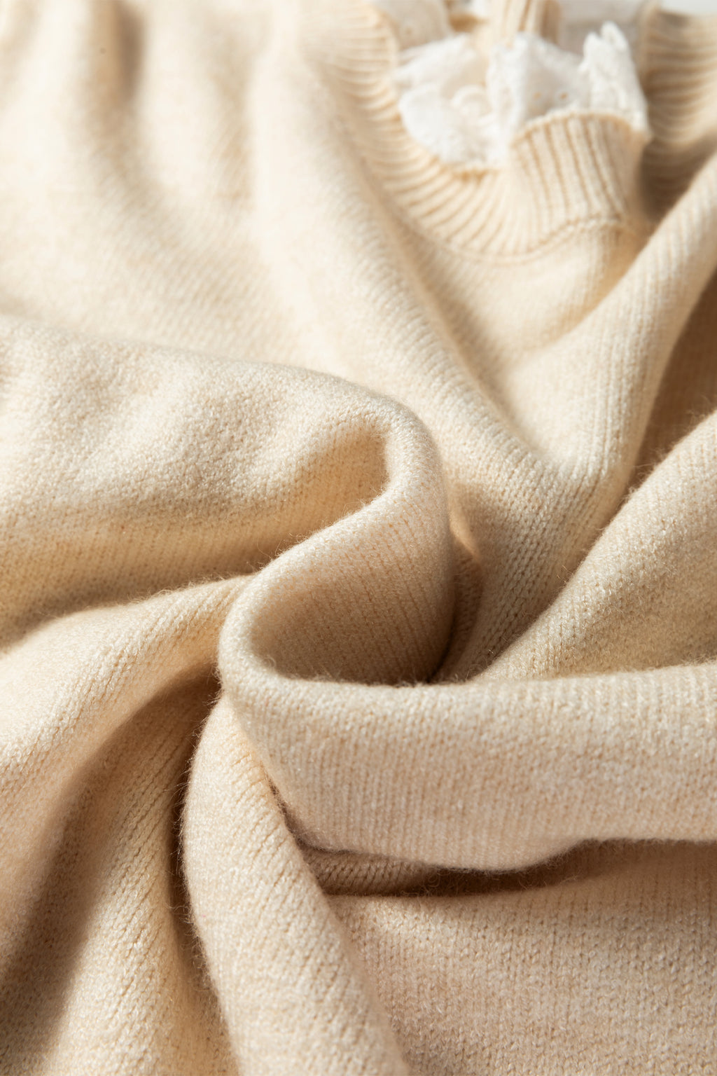 Sleet Lace Trim Patchwork Buttoned Cuffs Loose Sweater