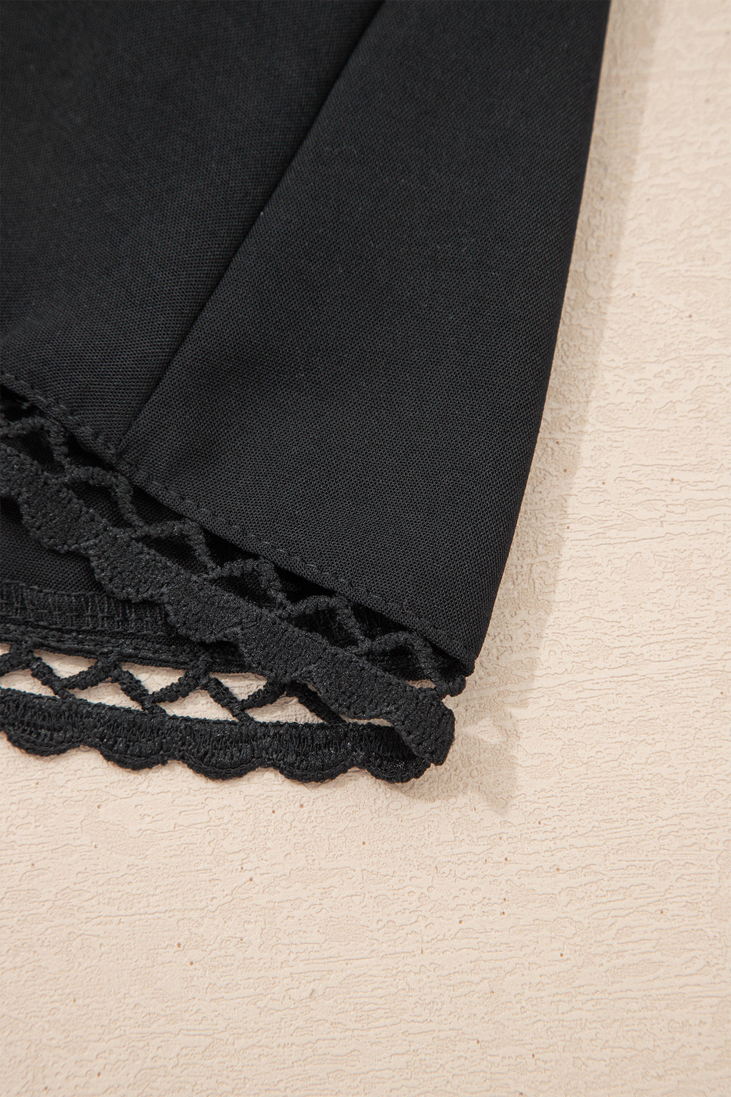 White Plus Size Frilled Elastic Waist Lace Trim Boho Ruffled Shorts