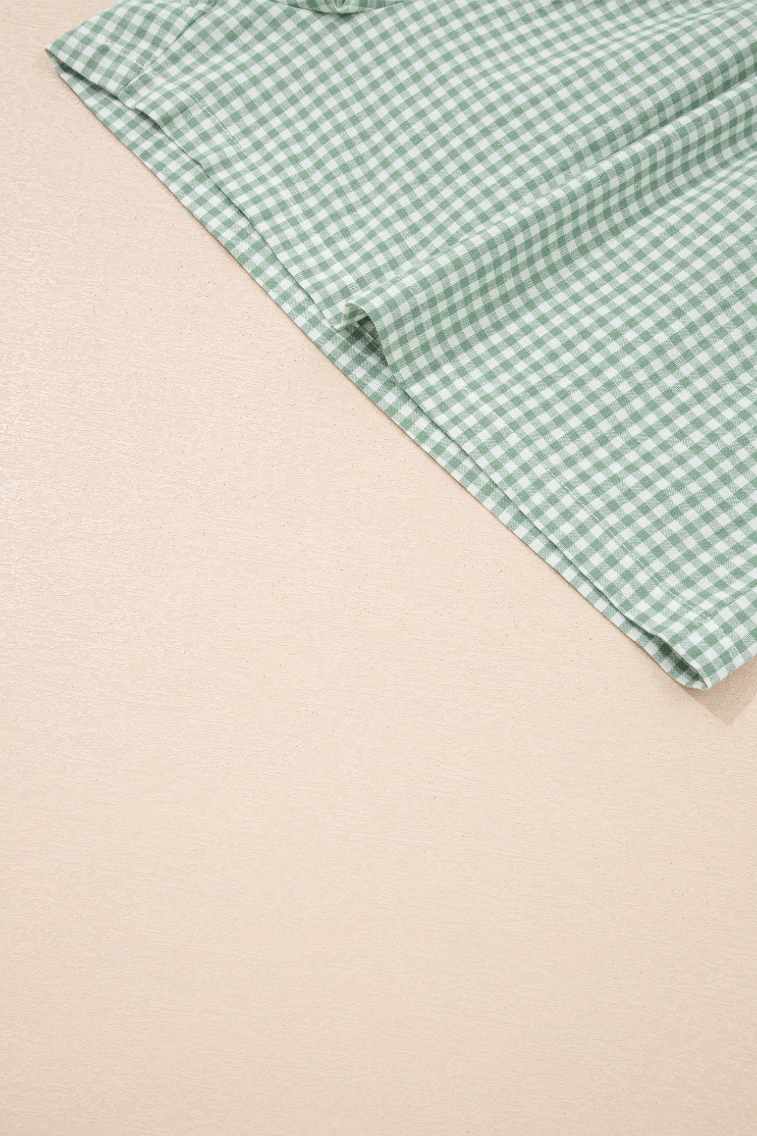 Green Contrast Trim Plaid Print Plus Size Shorts